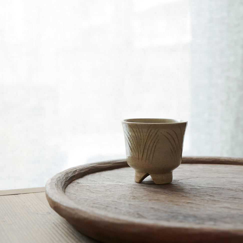 풀잎문 분청 잔
