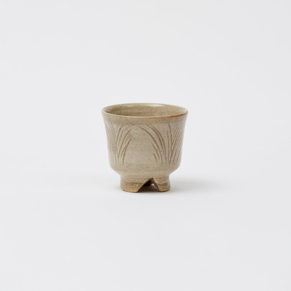 풀잎문 분청 잔