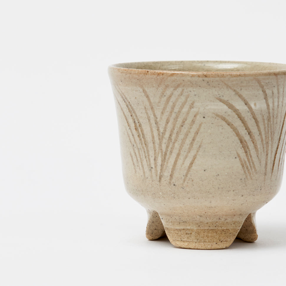 풀잎문 분청 잔